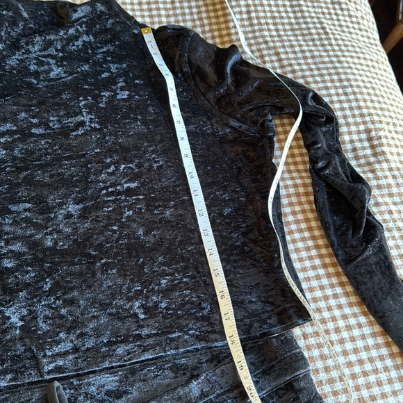 Lululemon crushed velvet set - Picture 4 of 5